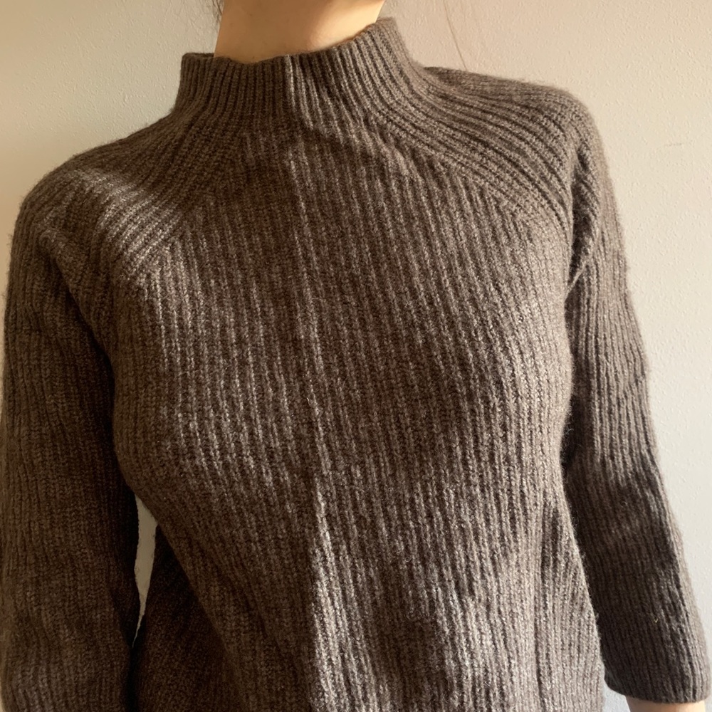 Small Ladies’ Thai Wool & Yak Blend Sweater